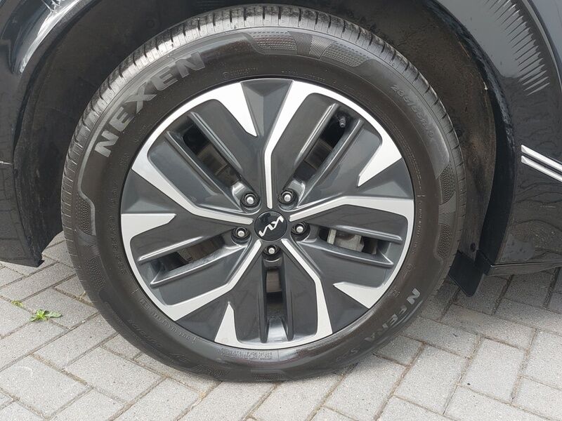 More views of Kia EV6
