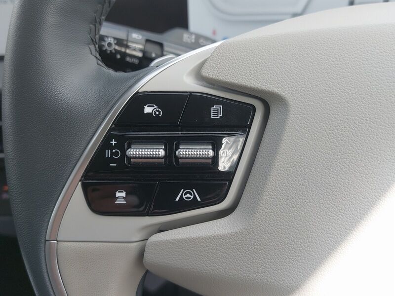 More views of Kia EV6