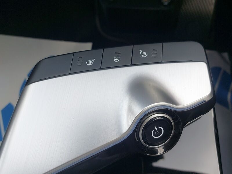 More views of Kia EV6