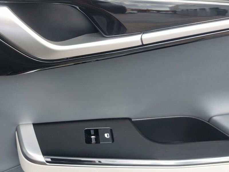 More views of Kia EV6