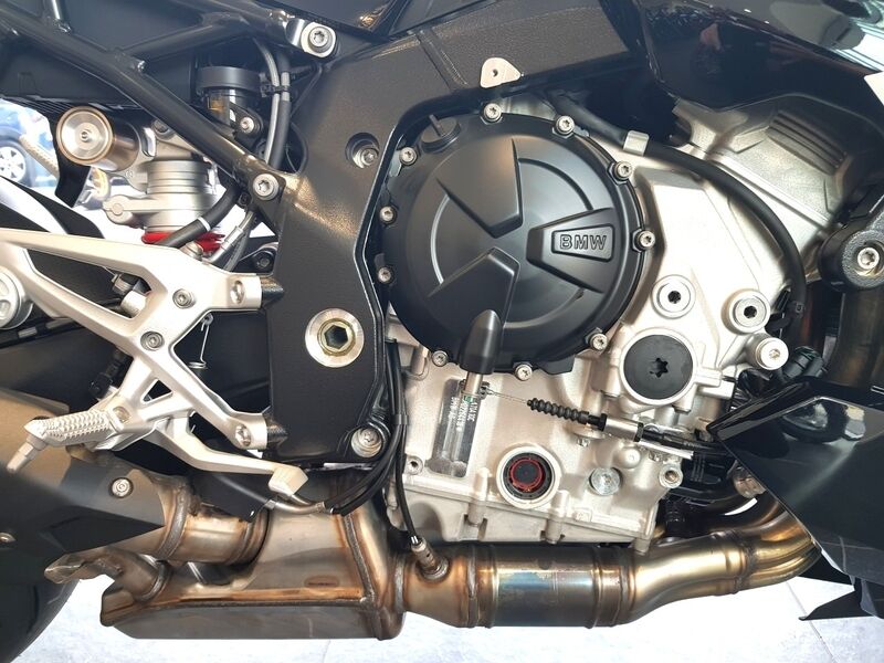 More views of BMW S 1000