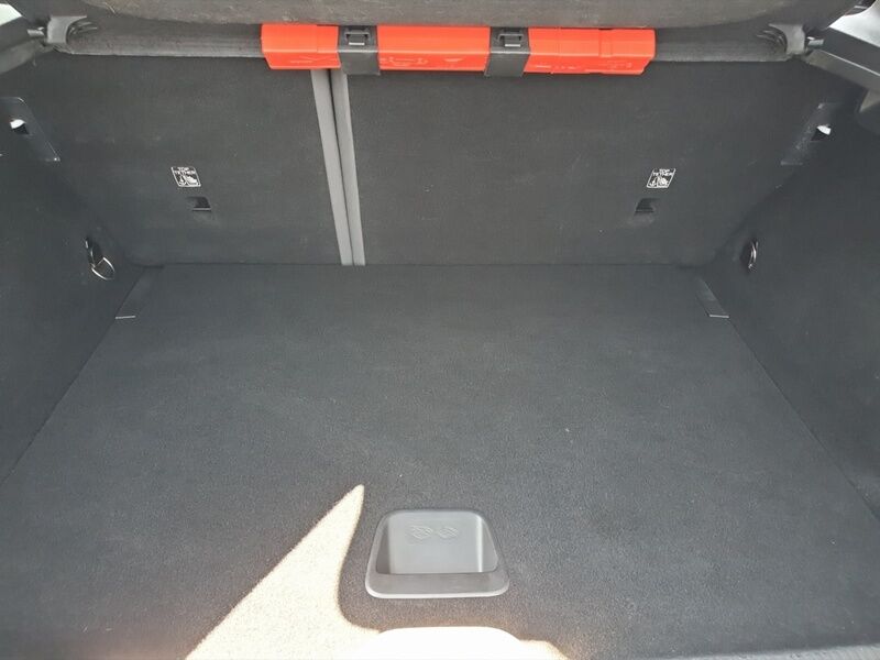 More views of Volvo EX30
