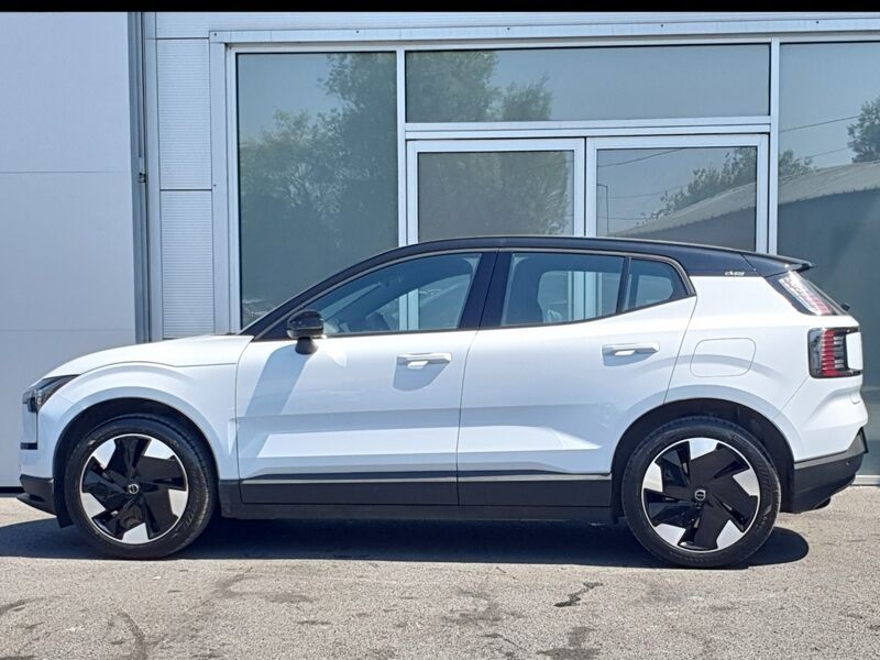 More views of Volvo EX30