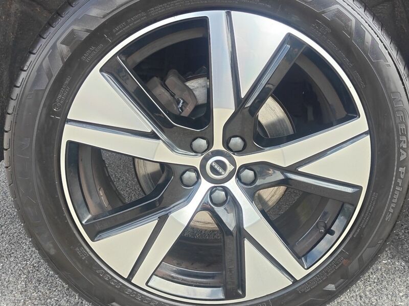 More views of Volvo XC40