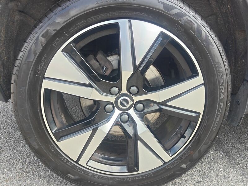 More views of Volvo XC40