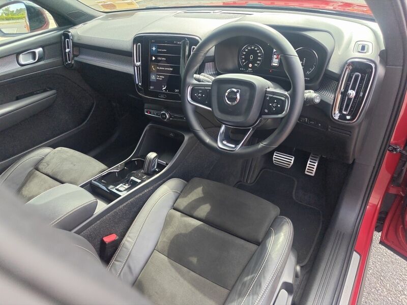 More views of Volvo XC40