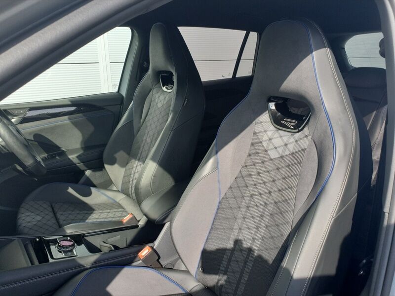 More views of Volkswagen Tiguan
