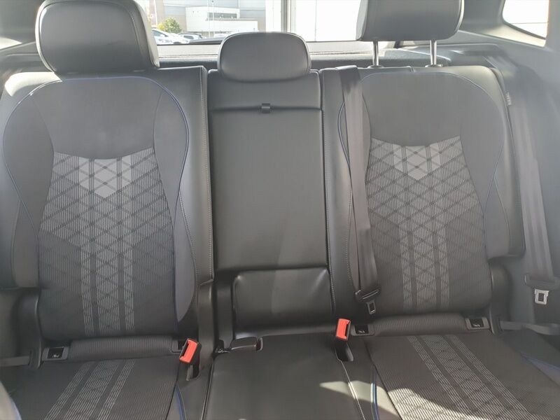 More views of Volkswagen Tiguan