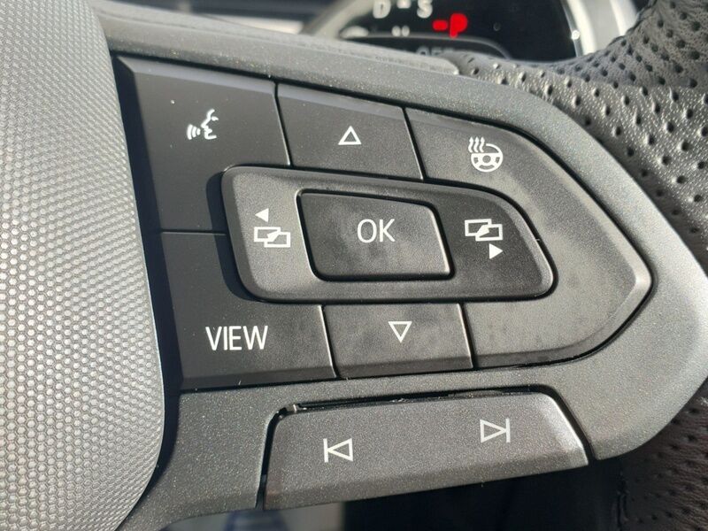 More views of Volkswagen Tiguan