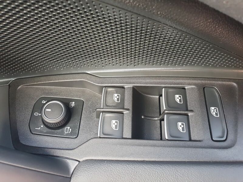 More views of Volkswagen Tiguan