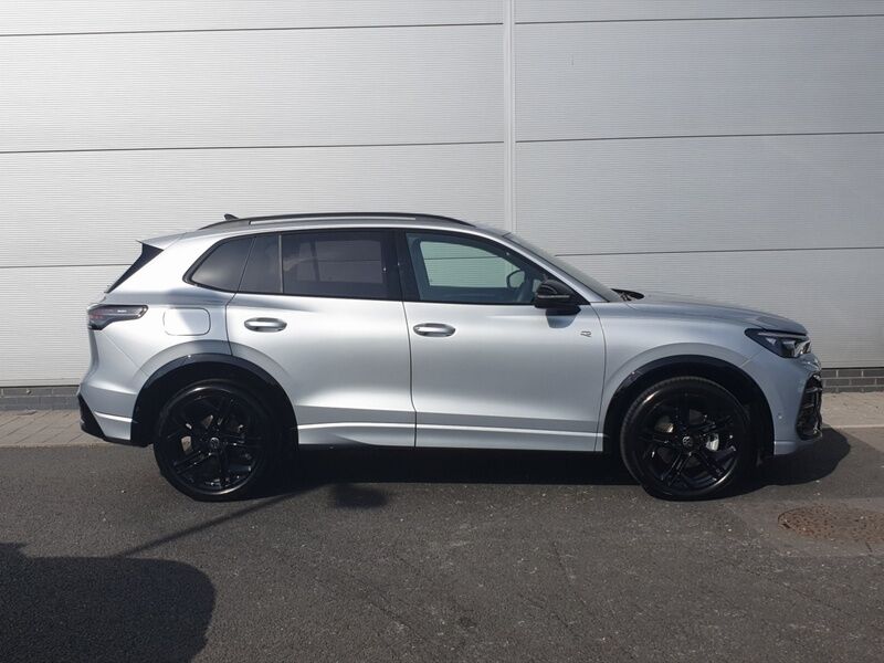 More views of Volkswagen Tiguan