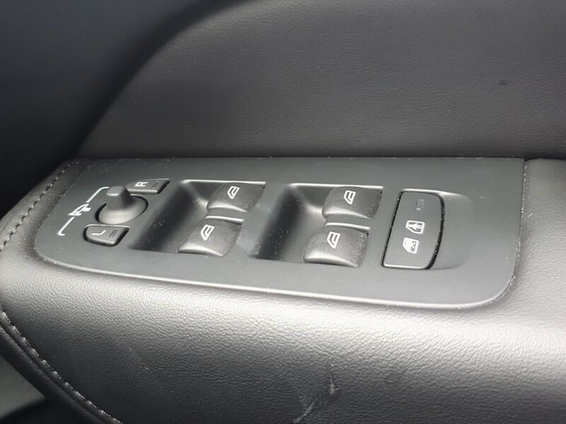 More views of Volvo XC60