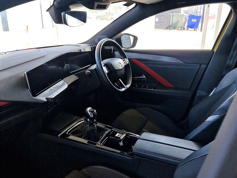 More views of Opel Astra