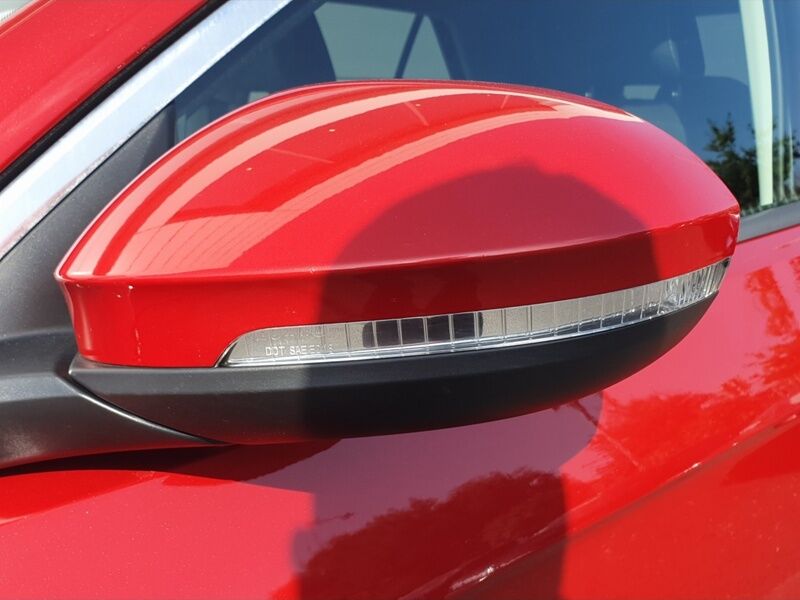 More views of Volkswagen T-Roc