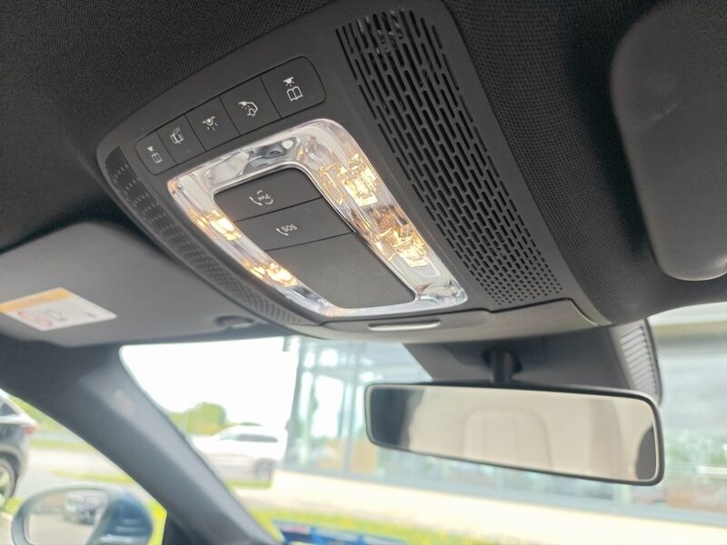 More views of Mercedes-Benz CLA