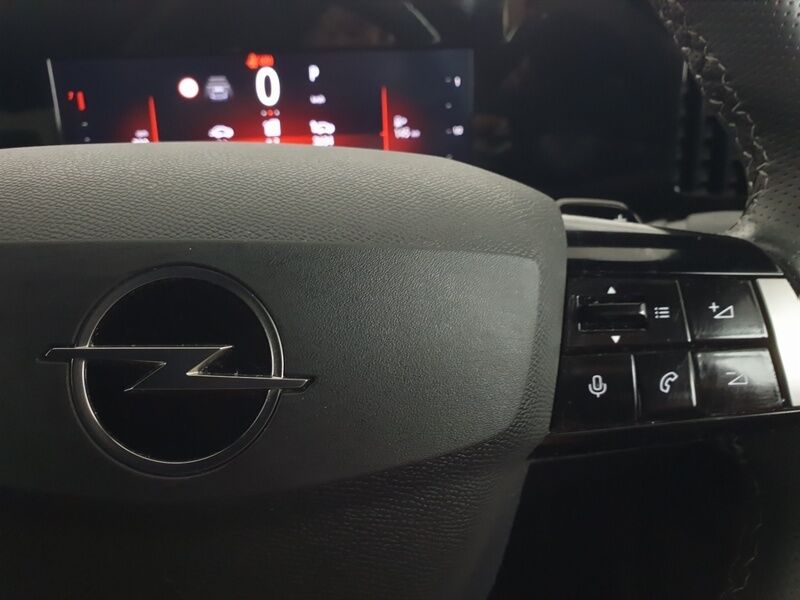 More views of Opel Astra