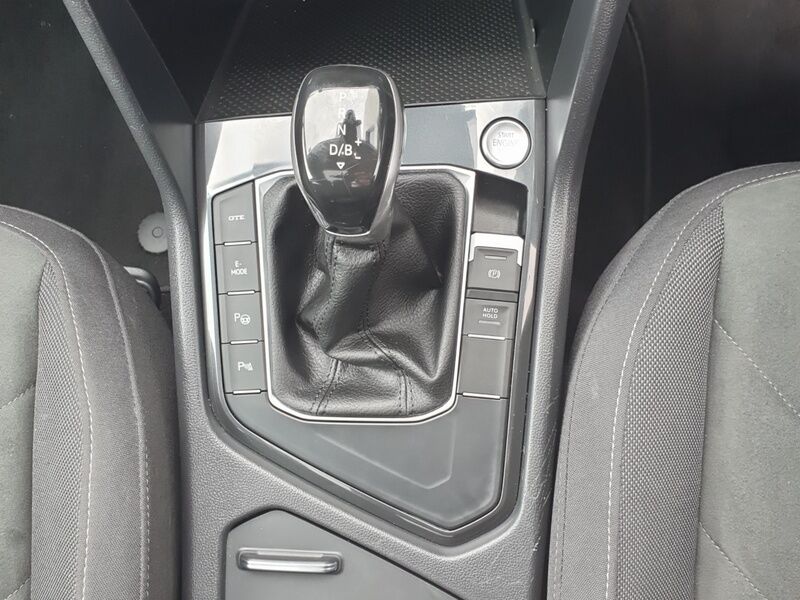 More views of Volkswagen Tiguan