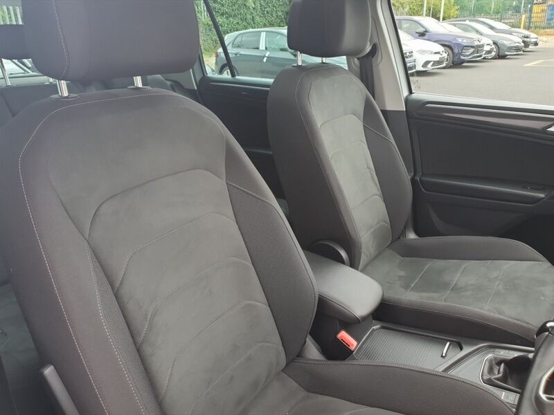 More views of Volkswagen Tiguan