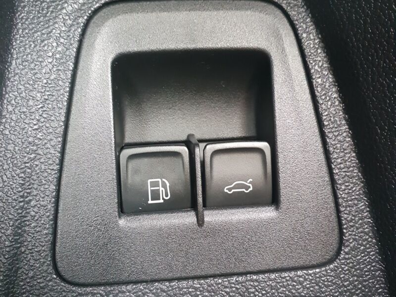 More views of Volkswagen Tiguan