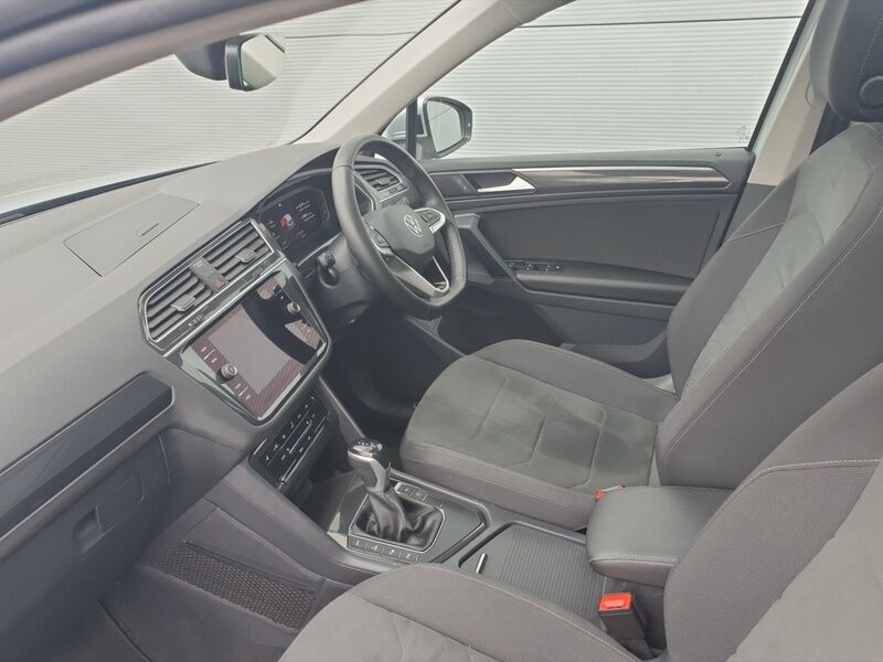 More views of Volkswagen Tiguan