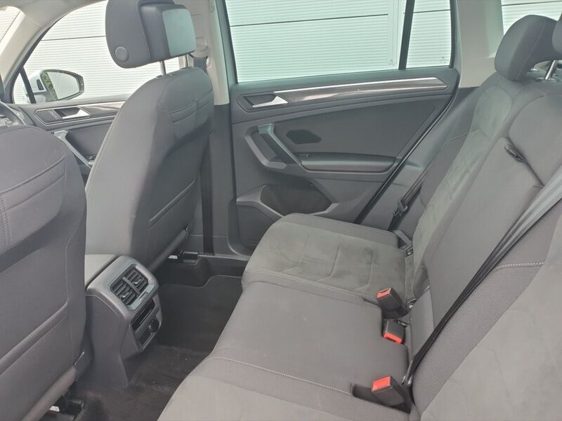 More views of Volkswagen Tiguan