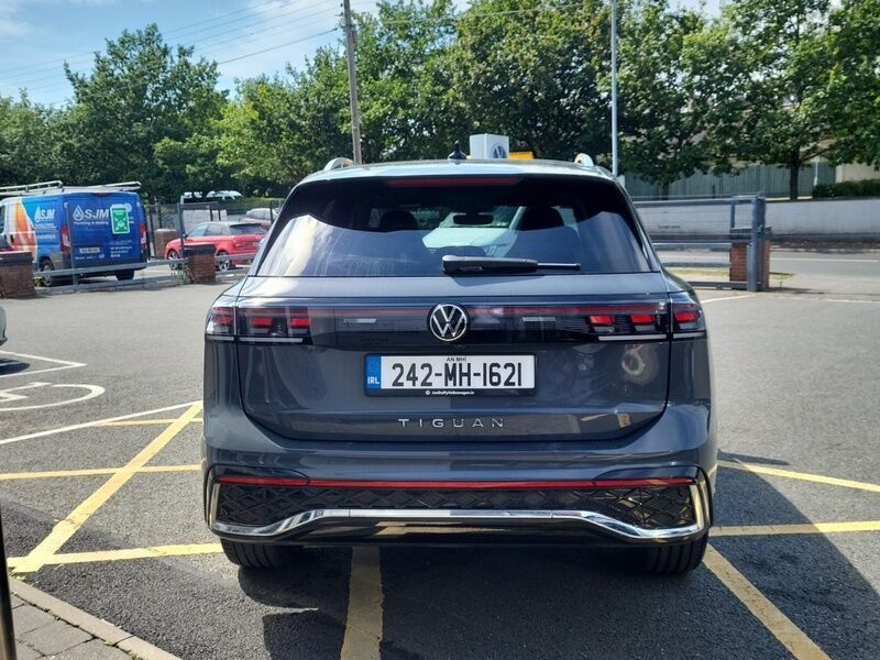 More views of Volkswagen Tiguan