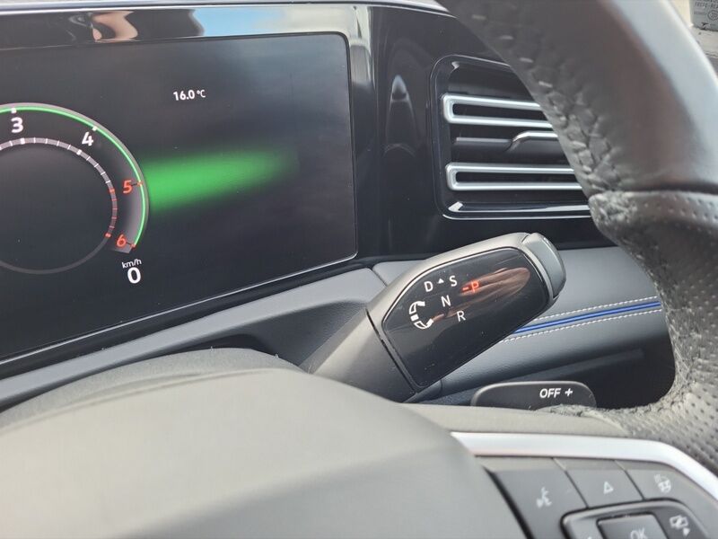 More views of Volkswagen Tiguan