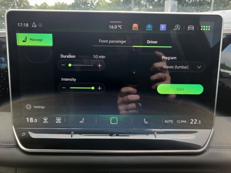 More views of Volkswagen Tiguan