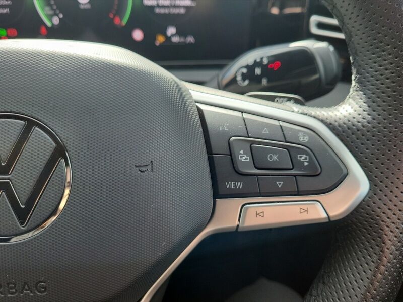 More views of Volkswagen Tiguan