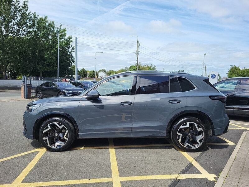 More views of Volkswagen Tiguan