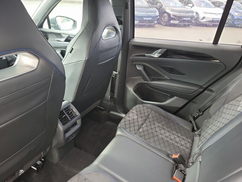More views of Volkswagen Tiguan