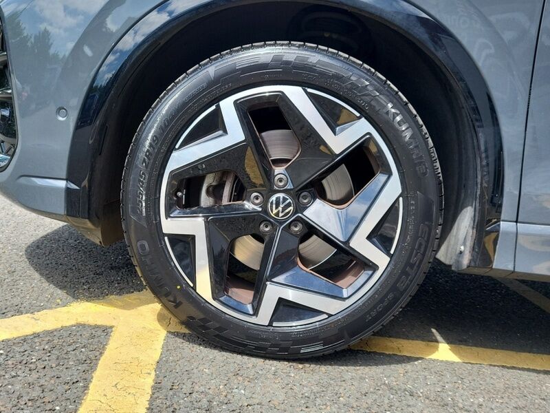 More views of Volkswagen Tiguan