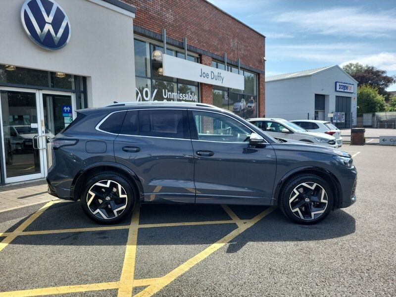 More views of Volkswagen Tiguan