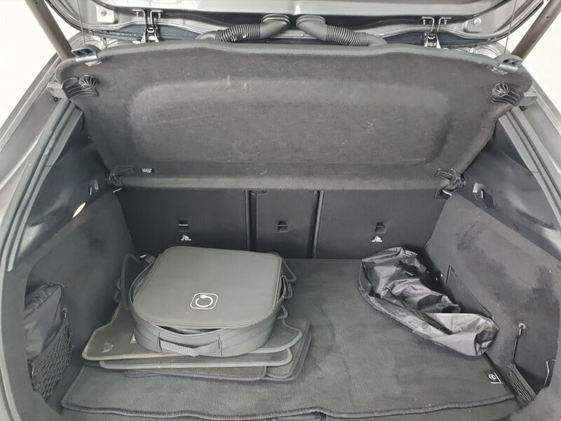 More views of Mercedes-Benz EQA