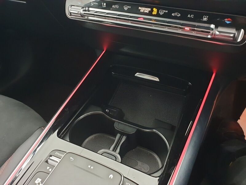 More views of Mercedes-Benz EQA