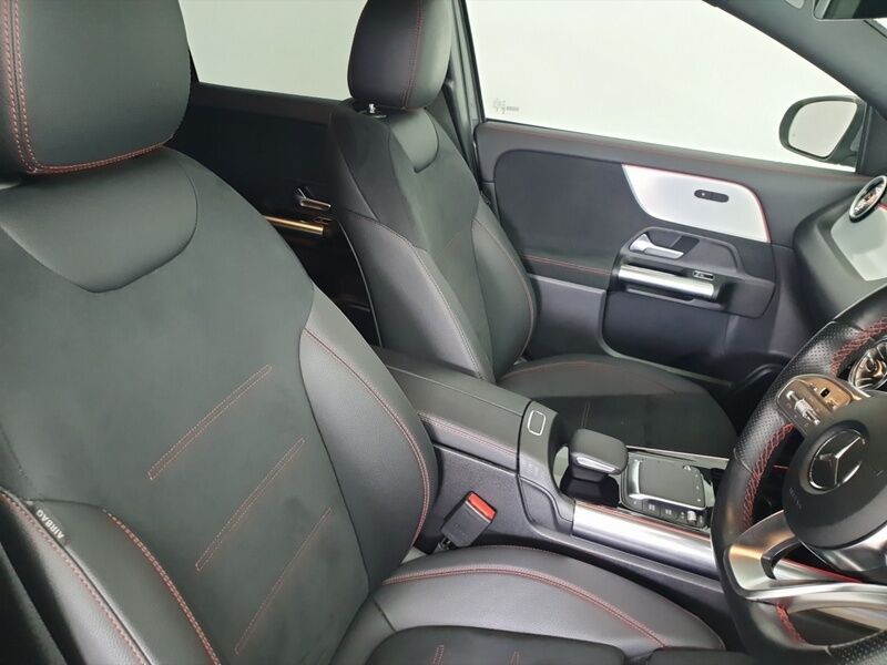 More views of Mercedes-Benz EQA