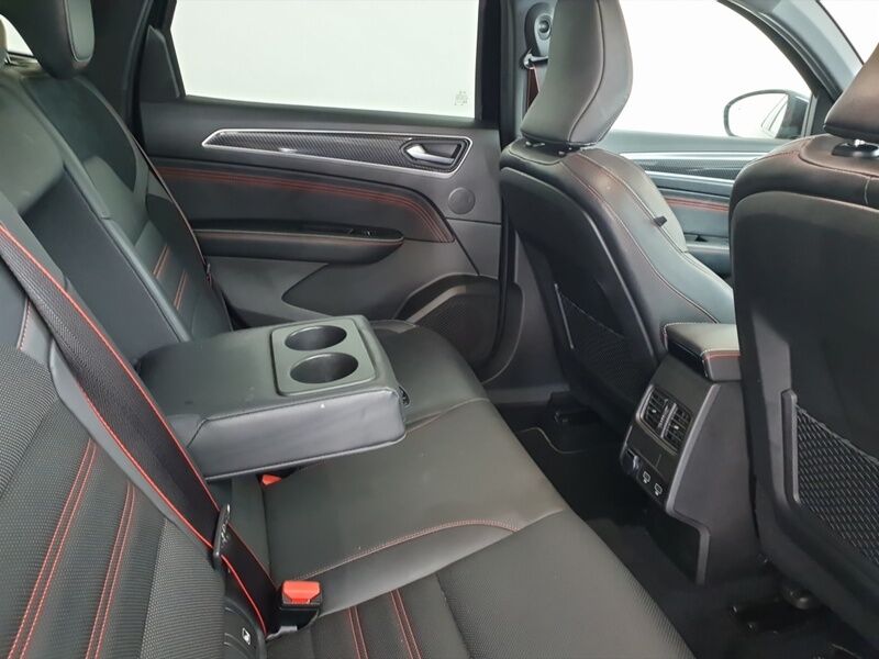 More views of Renault Arkana