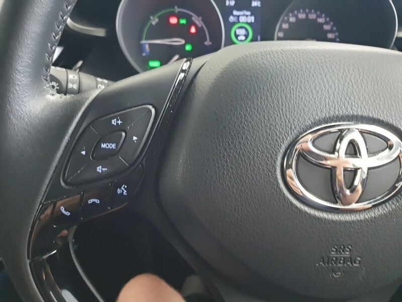 More views of Toyota C-HR