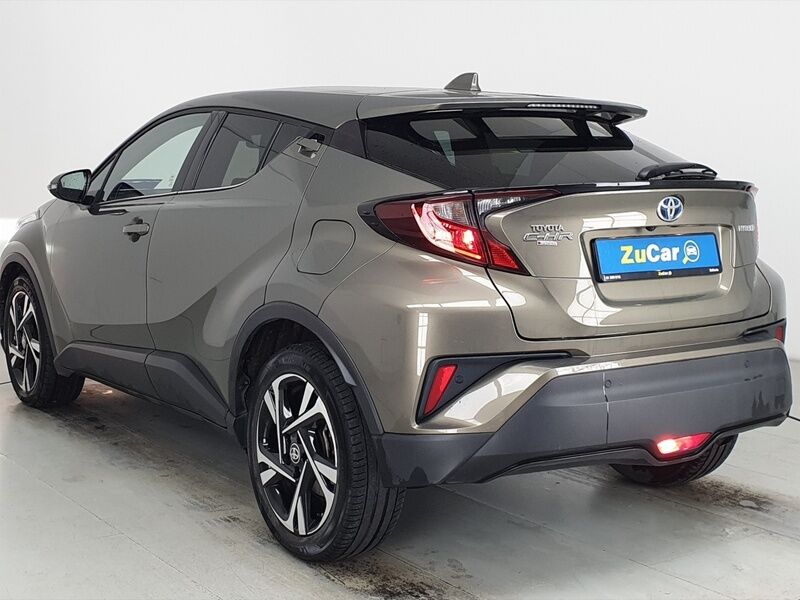 More views of Toyota C-HR