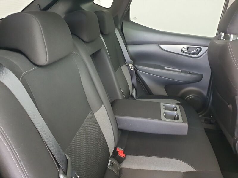 More views of Nissan Qashqai