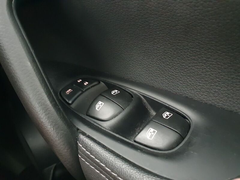 More views of Nissan Qashqai