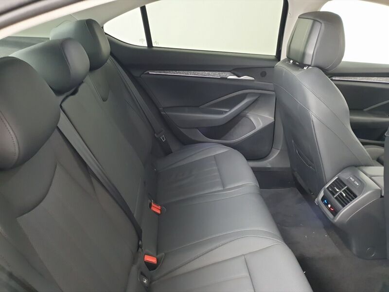 More views of Skoda Superb