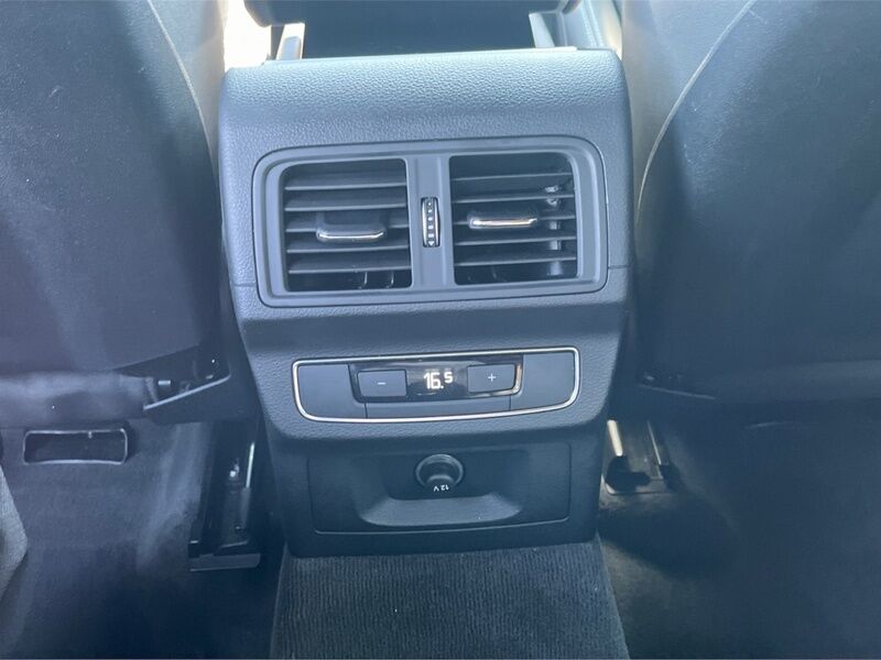 More views of Audi Q5
