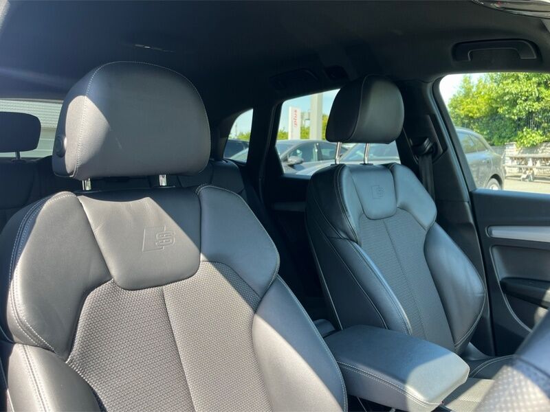 More views of Audi Q5