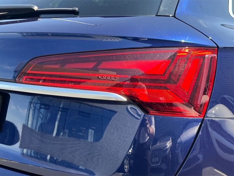 More views of Audi Q5