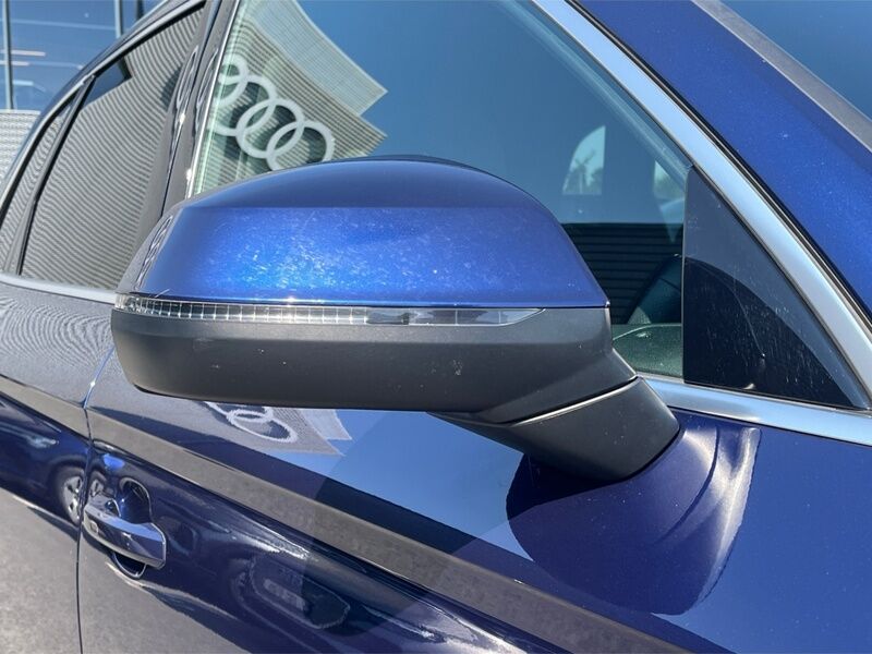 More views of Audi Q5