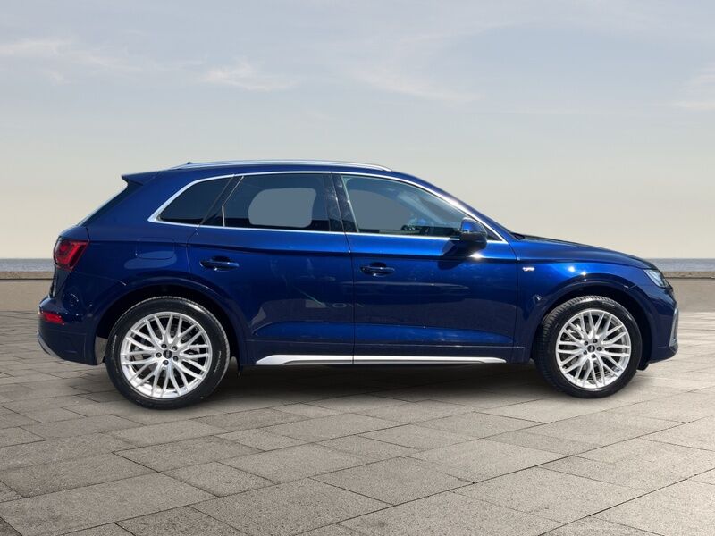 More views of Audi Q5