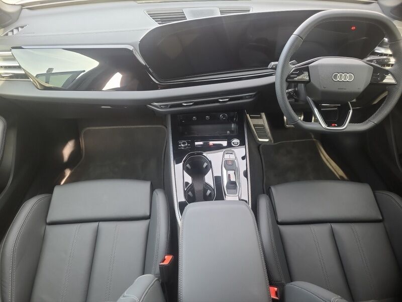 More views of Audi A5