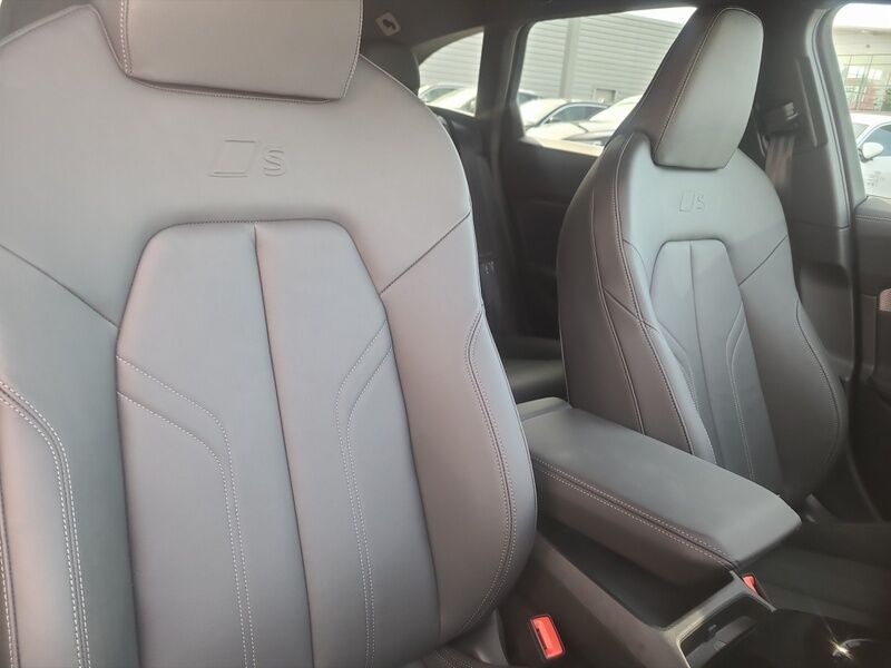 More views of Audi A5