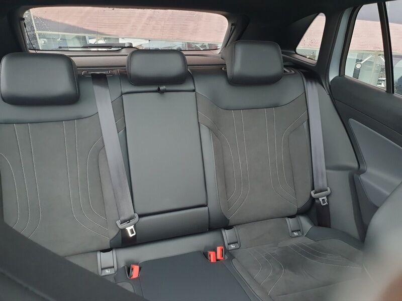 More views of Volkswagen ID.4